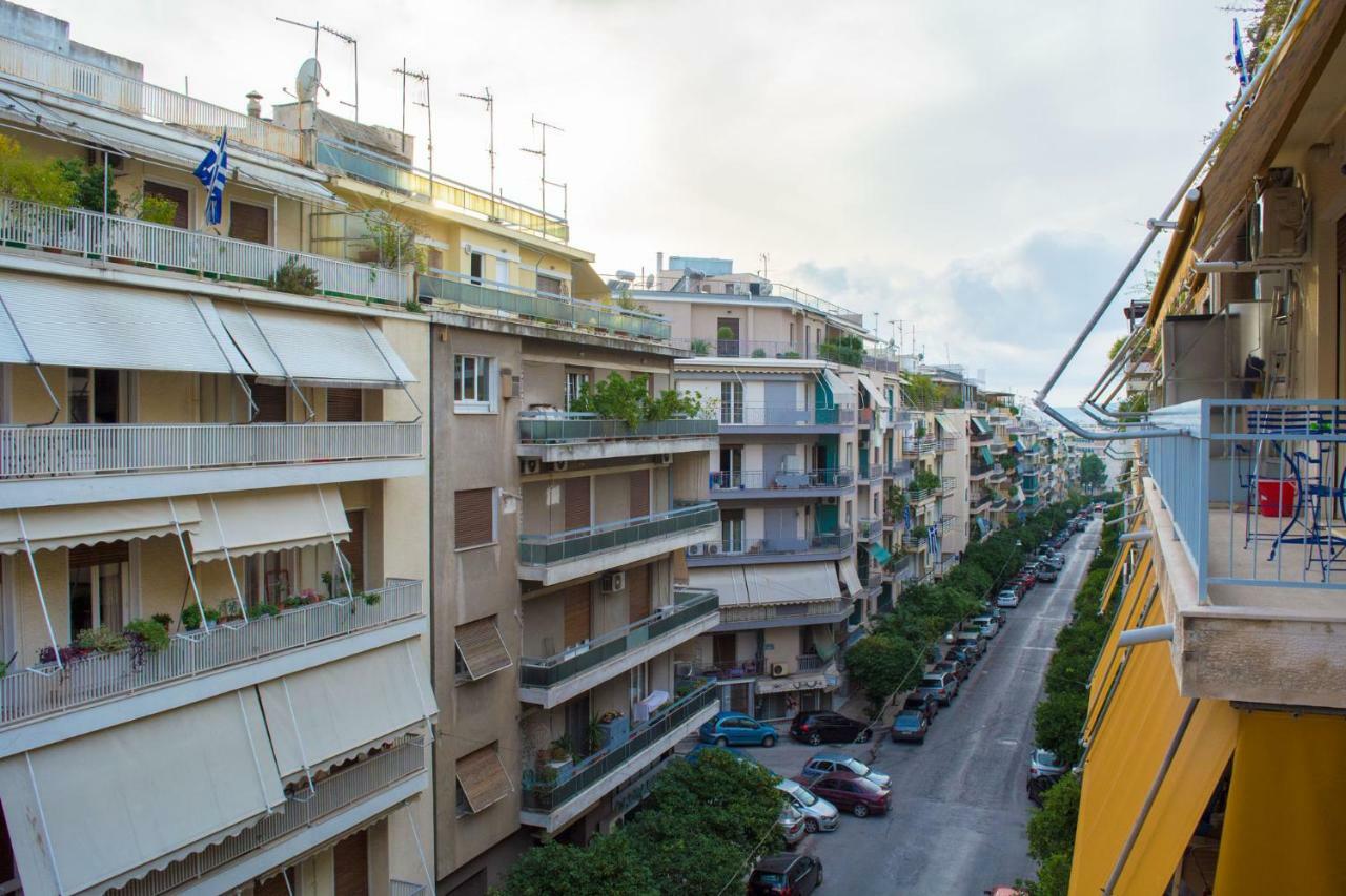 "Casa De Colores", Next To The Metro 雅典 外观 照片