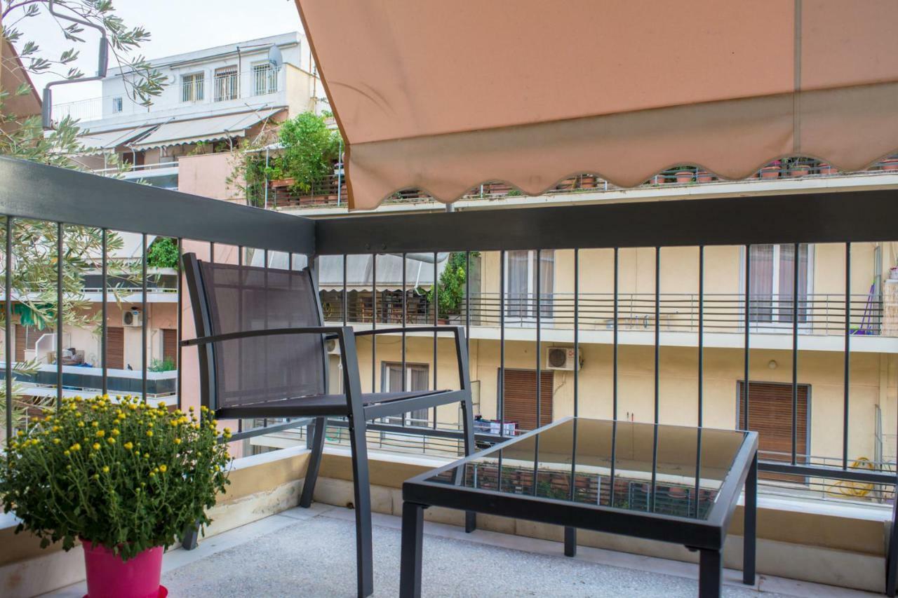 "Casa De Colores", Next To The Metro 雅典 外观 照片