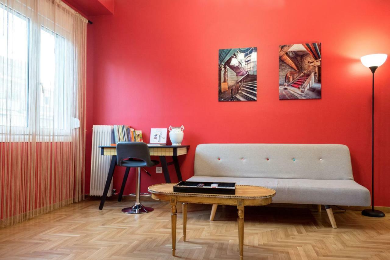 "Casa De Colores", Next To The Metro 雅典 外观 照片